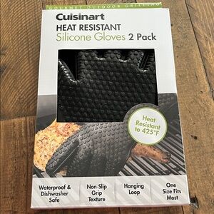 Cuisinart Black Silicone Heat Resistant Gloves 2 Pack